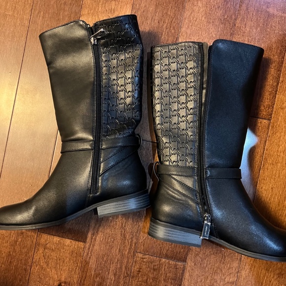 Michael Kors Finley Drake girls boots size 5 NWOT - Picture 6 of 6